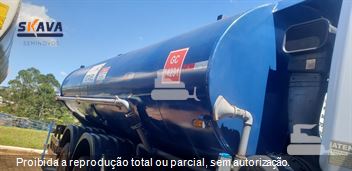 Caminhão Mercedes-Benz Axor 3131 6x4 2p (diesel)(E5)