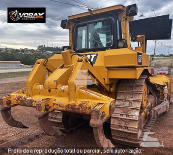 Trator de Esteira Caterpillar D6T XL