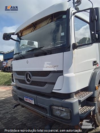 Caminhão Mercedes-Benz Axor 3131 6x4 2p (diesel)(E5)