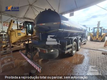 Caminhão Mercedes-Benz Axor 3131 6x4 2p (diesel)(E5)