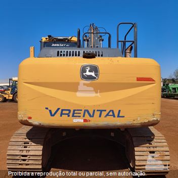 Escavadeira John Deere 200G