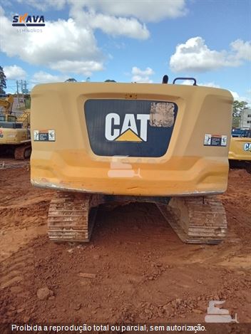 Escavadeira Caterpillar 320GC