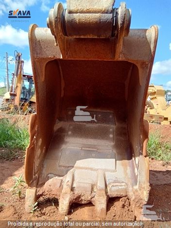 Escavadeira Caterpillar 320GC