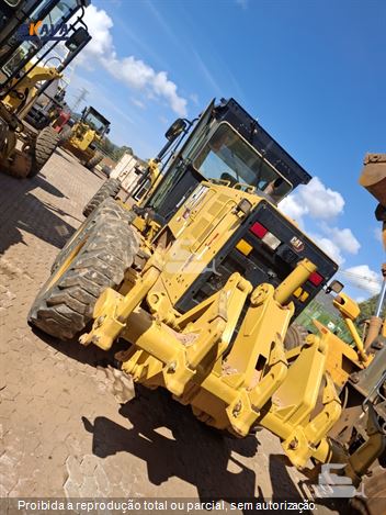 Motoniveladora Caterpillar 140K