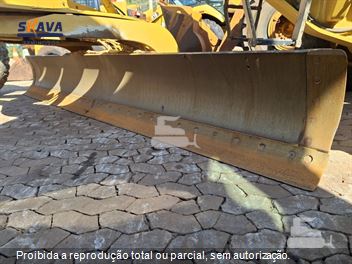 Motoniveladora Caterpillar 140K