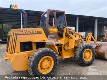 Pá Carregadeira Case W20D