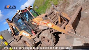 Retro Escavadeira Caterpillar 416F2