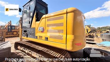 Escavadeira Caterpillar 320