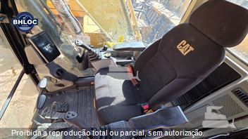 Escavadeira Caterpillar 320GC