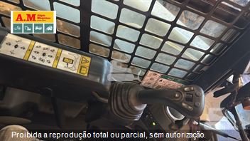 Mini-Carregadeira Bobcat S650