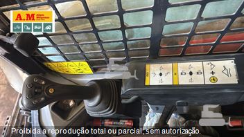 Mini-Carregadeira Bobcat S650