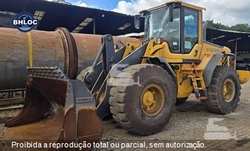 Pá Carregadeira Volvo L110F