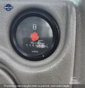 Pá Carregadeira Volvo L110F