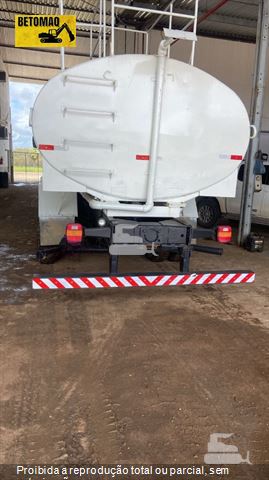 Caminhão Volkswagen 26-220 6x4 3-Eixos 2p (diesel)