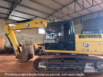 Escavadeira Caterpillar 318D2L