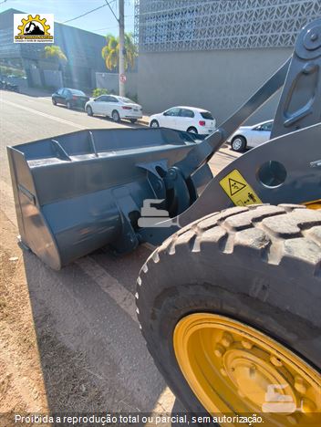 Pá Carregadeira Volvo L60F