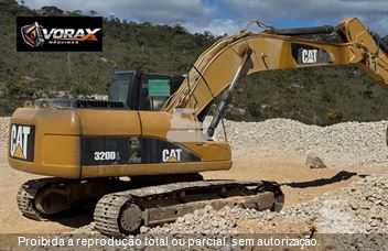 Escavadeira Caterpillar 320DL