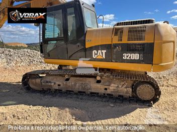 Escavadeira Caterpillar 320DL