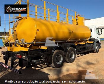 Caminhão Volvo VM 270 6x4 2p (Diesel) (E5)