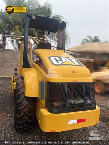 Rolo Compactador Caterpillar CS-423E