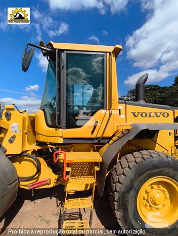 Pá Carregadeira Volvo L60F