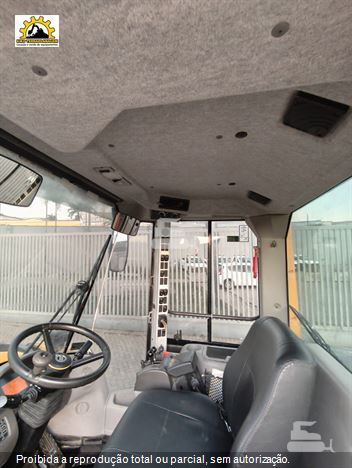 Pá Carregadeira Volvo L60F