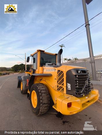 Pá Carregadeira Volvo L60F