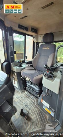 Trator de Esteira Komatsu D61-EX