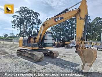 Escavadeira Caterpillar 313D2 L