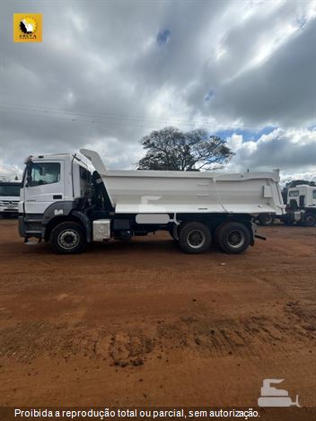 Caminhão Mercedes-Benz Axor 3344 S 6x4 2p (Diesel) (E5)