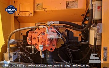 Escavadeira Hyundai R220LC-9