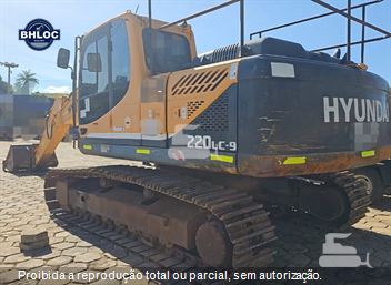 Escavadeira Hyundai R220LC-9