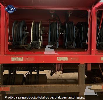 Caminhão Mercedes-Benz Axor 3131 6x4 2p (diesel)(E5)