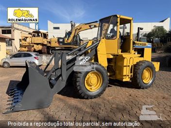Pá Carregadeira Michigan 55CI