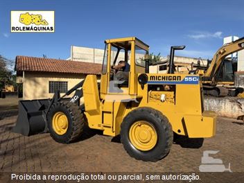 Pá Carregadeira Michigan 55CI