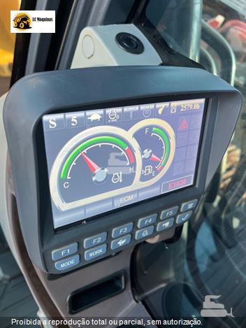 Escavadeira XCMG XE370BR
