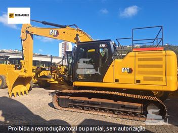 Escavadeira Caterpillar 320