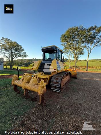 Trator de Esteira Komatsu D61-EX