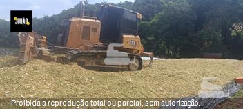 Trator de Esteira Caterpillar D4