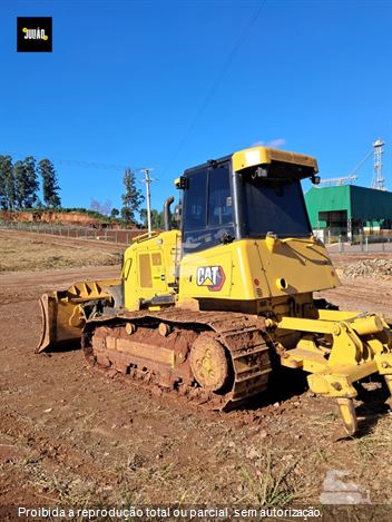 Trator de Esteira Caterpillar D4
