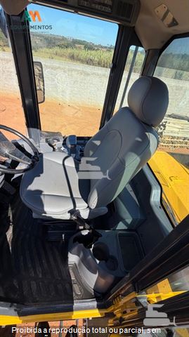 Pá Carregadeira Komatsu WA200