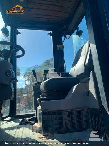 Rolo Compactador Caterpillar CS-533E