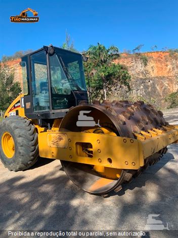 Rolo Compactador Caterpillar CS-533E