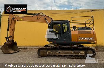 Escavadeira Case CX220C