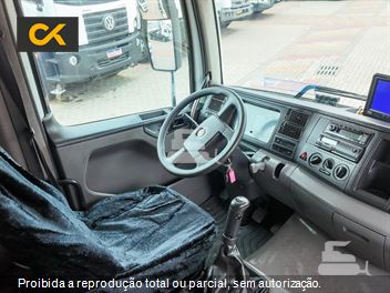 Caminhão Volkswagen 24-280 E Constellation 6x2 2p (Diesel)(E5)