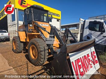 Pá Carregadeira Case W20E