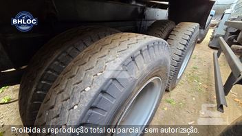 Caminhão Volkswagen 14-140 3-Eixos 2p (diesel)