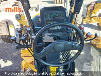 Motoniveladora Komatsu GD655-5