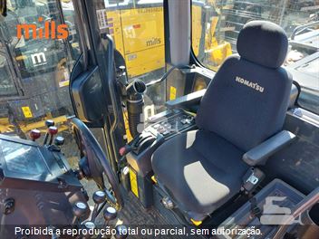 Motoniveladora Komatsu GD655-5