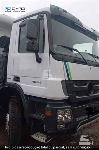 Caminhão Mercedes-Benz Actros 4844 K 8x4 2p (Diesel) (E5)